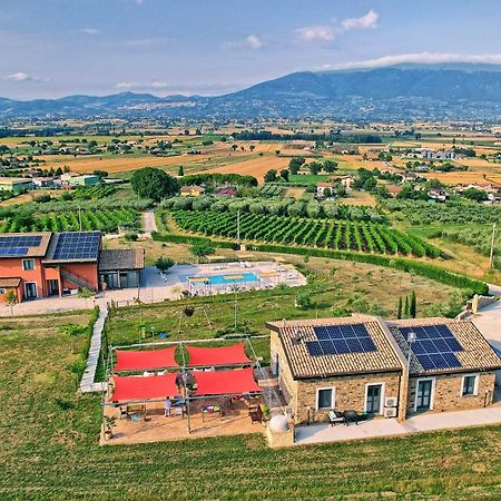 Agriturismo Incanto Della Natura Cannara Exteriör bild