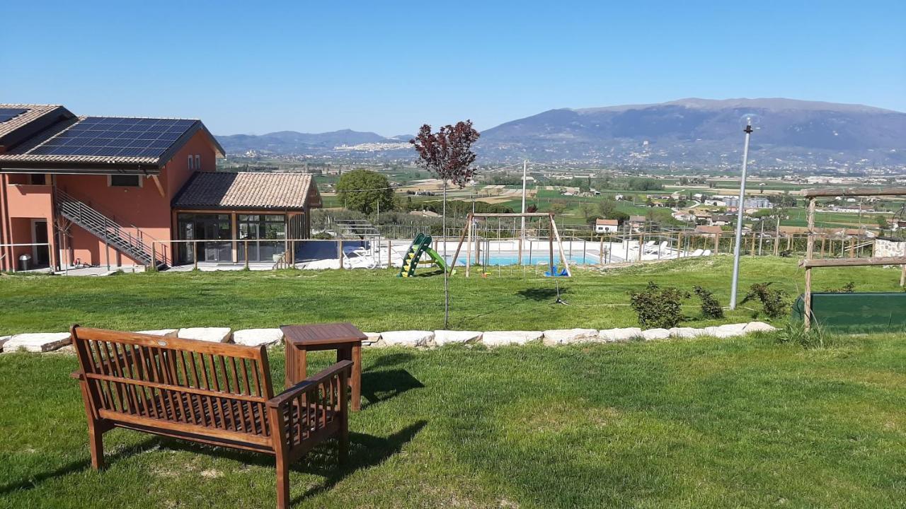Agriturismo Incanto Della Natura Cannara Exteriör bild