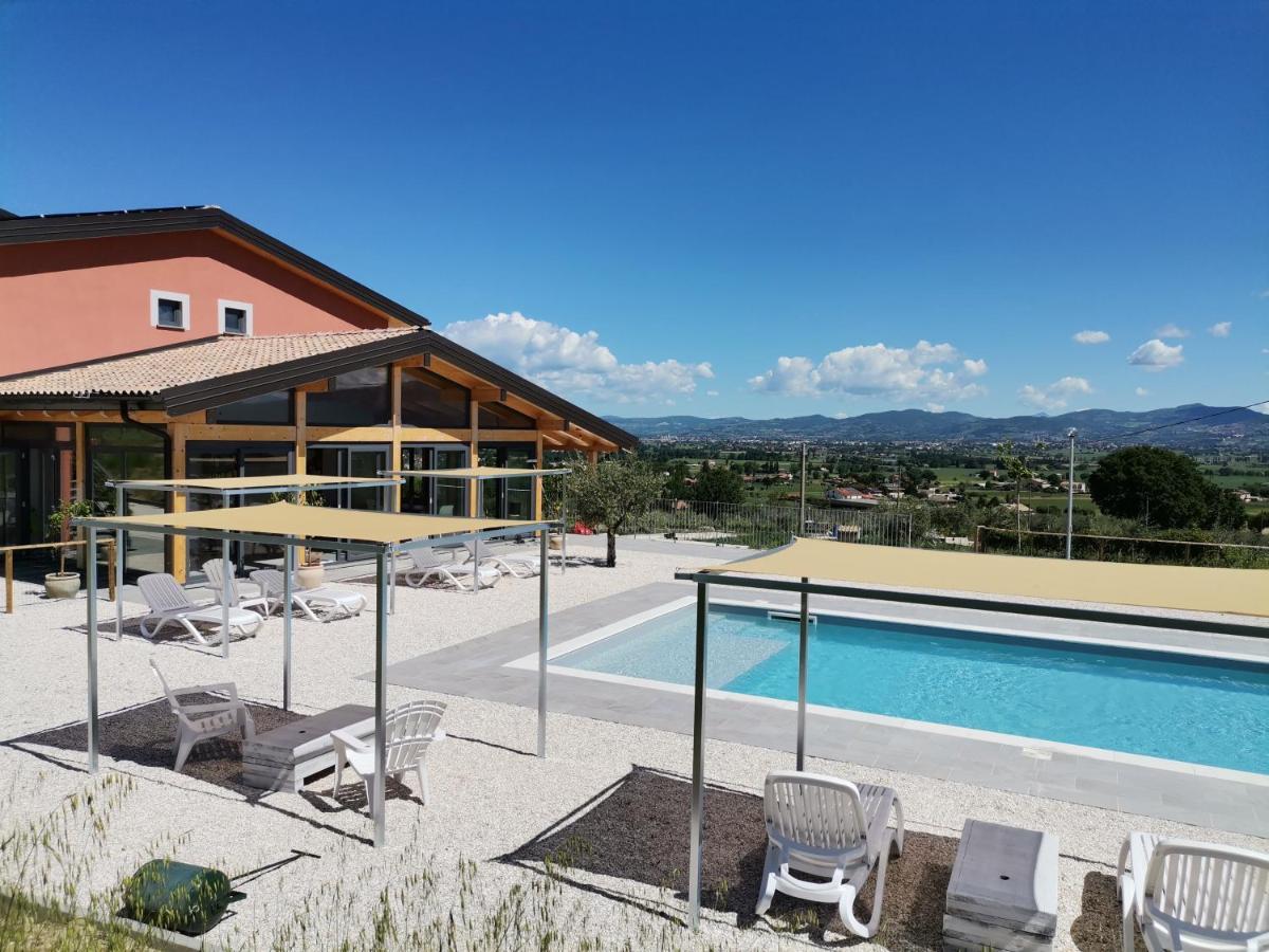 Agriturismo Incanto Della Natura Cannara Exteriör bild
